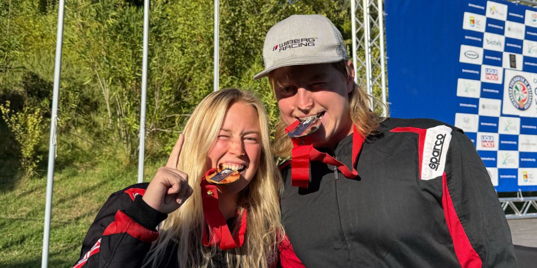 Mathilda och hilmer wiberg biter på guldmedalj